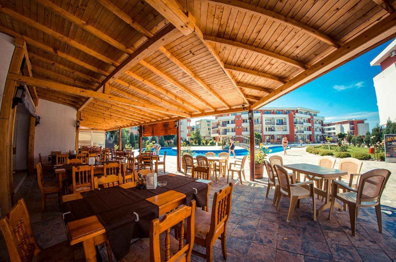 Privilege Fort Beach - Menada Apartments Елените Экстерьер фото