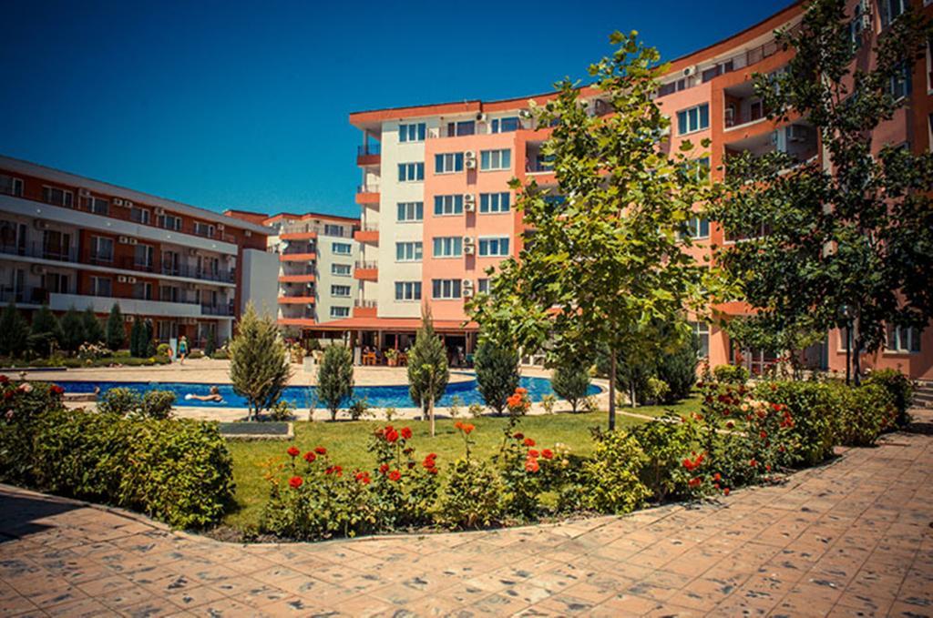 Privilege Fort Beach - Menada Apartments Елените Экстерьер фото