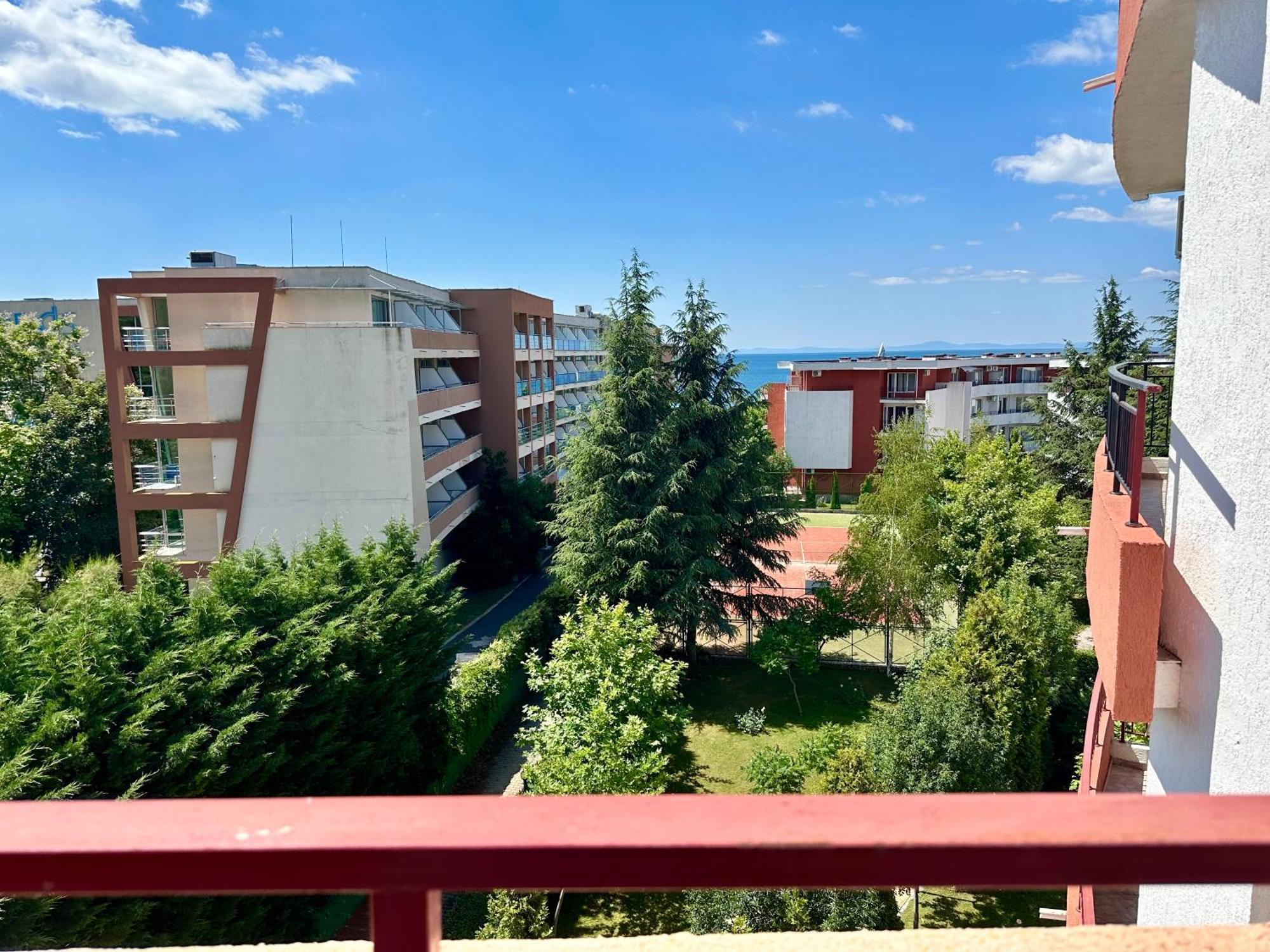 Privilege Fort Beach - Menada Apartments Елените Экстерьер фото
